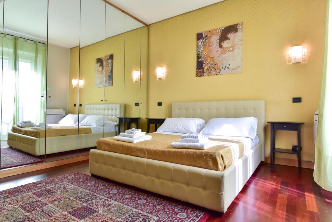 Elegant & Cozy Apartment In The Heart Of ローマ エクステリア 写真